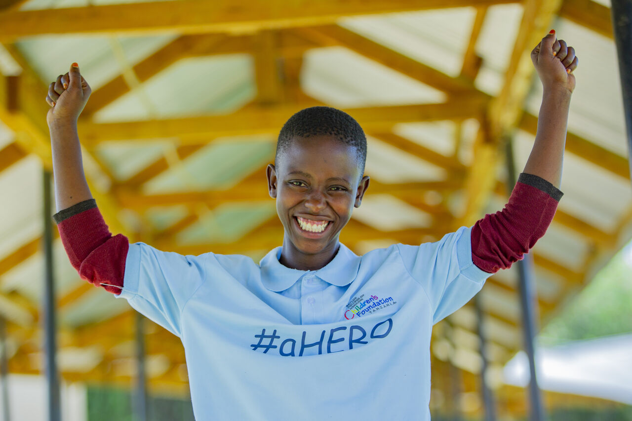 UNICEF A HERO 16