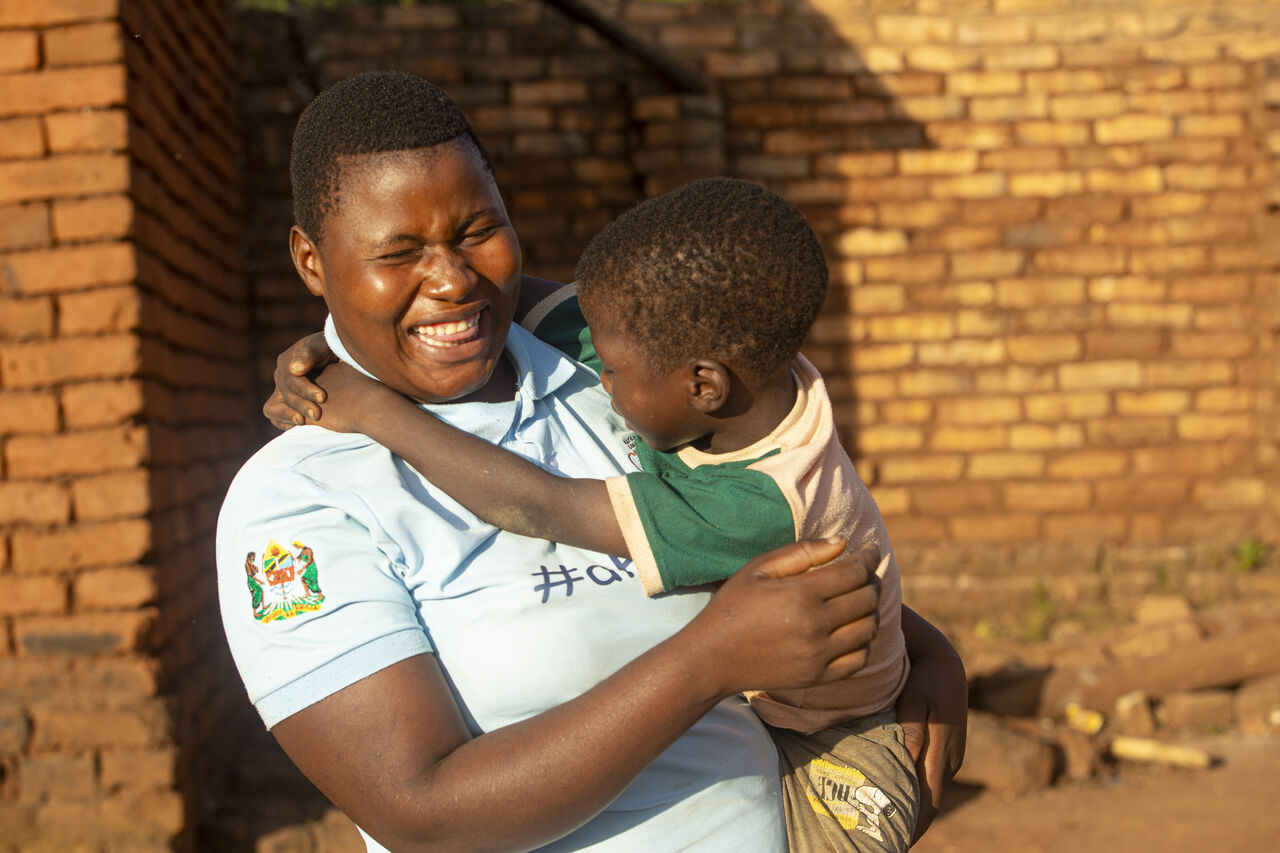 UNICEF A HERO 225 2