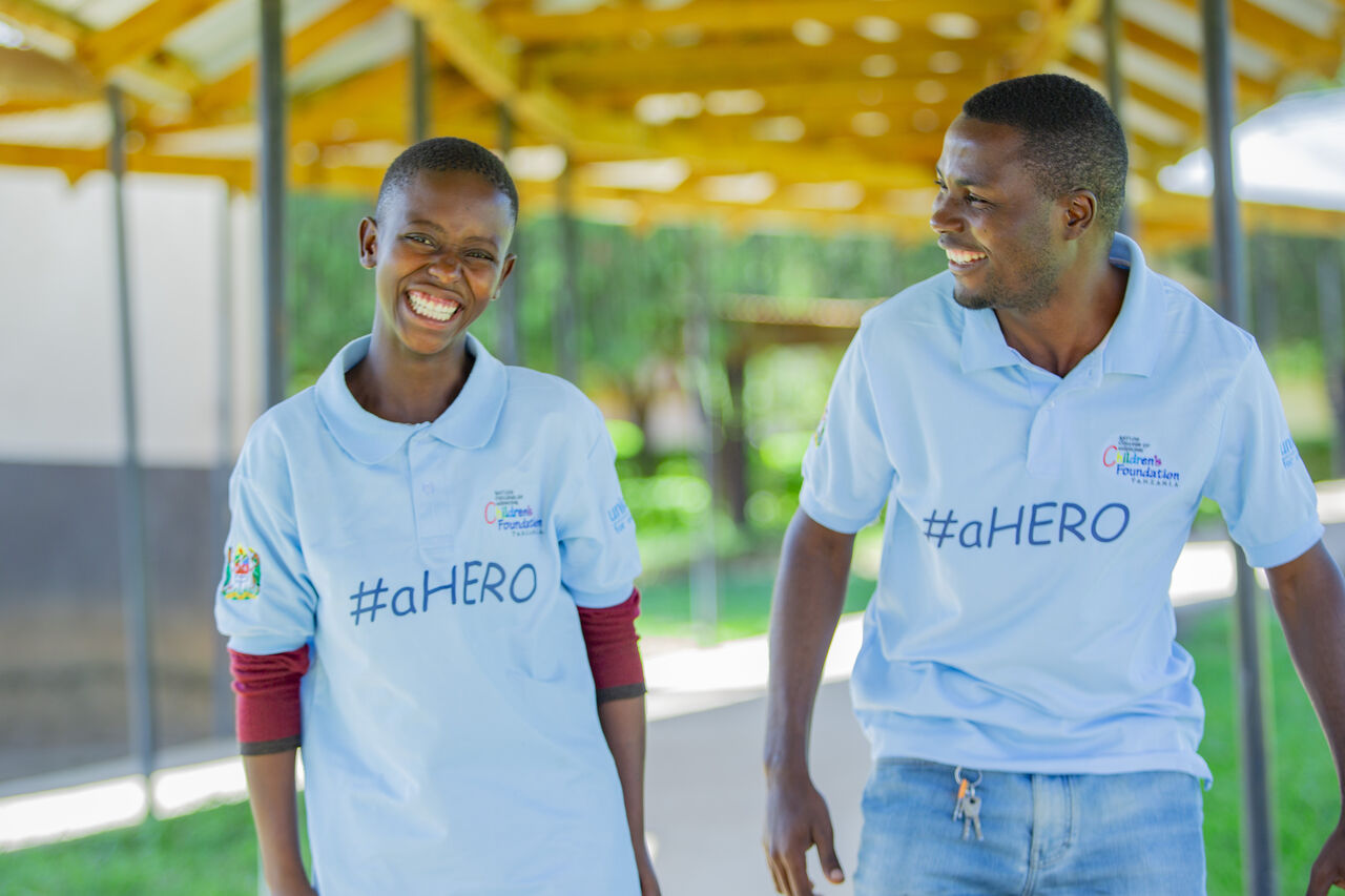 UNICEF A HERO 8